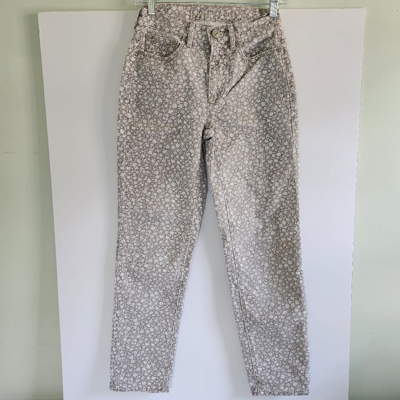 American Eagle 90's Straight Floral Patterned Denim Jeans Size 000 Short - Picture 1 of 12